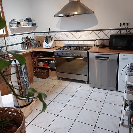 Volx Villa 80 M2 Jardin Terrasse 3 Chambres Provence מראה חיצוני תמונה