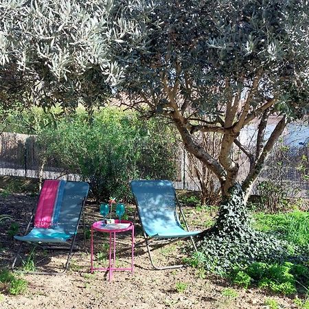 Volx Villa 80 M2 Jardin Terrasse 3 Chambres Provence מראה חיצוני תמונה